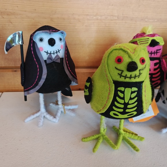 Lot of 6 Target Hyde and EEK Halloween 2024 X-RAY Glitters Skitter Batrick - Picture 2 of 4